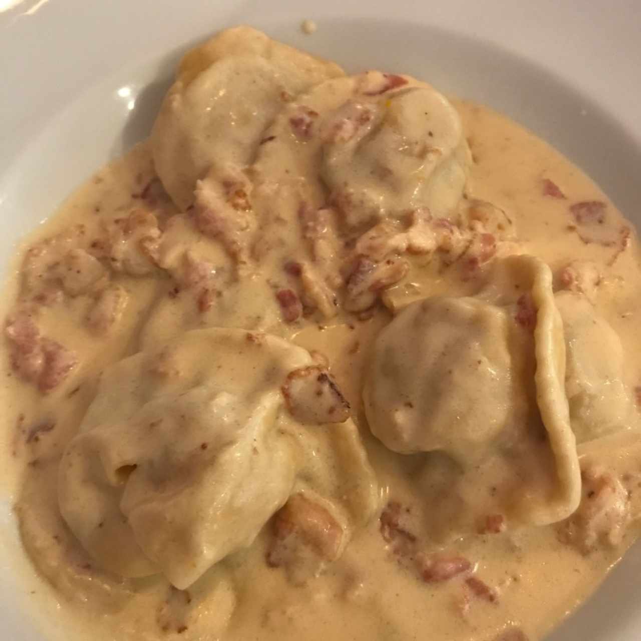 raviolis a la carbonara rellenos de zapallo 