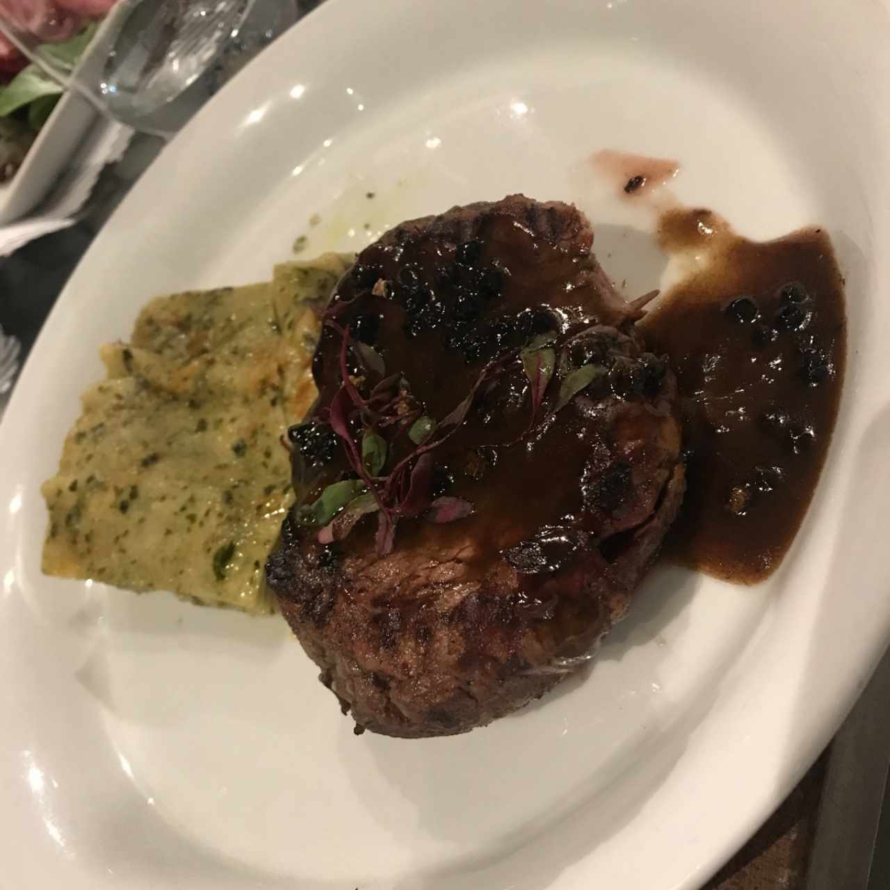 filet de res a la pimienta verde
