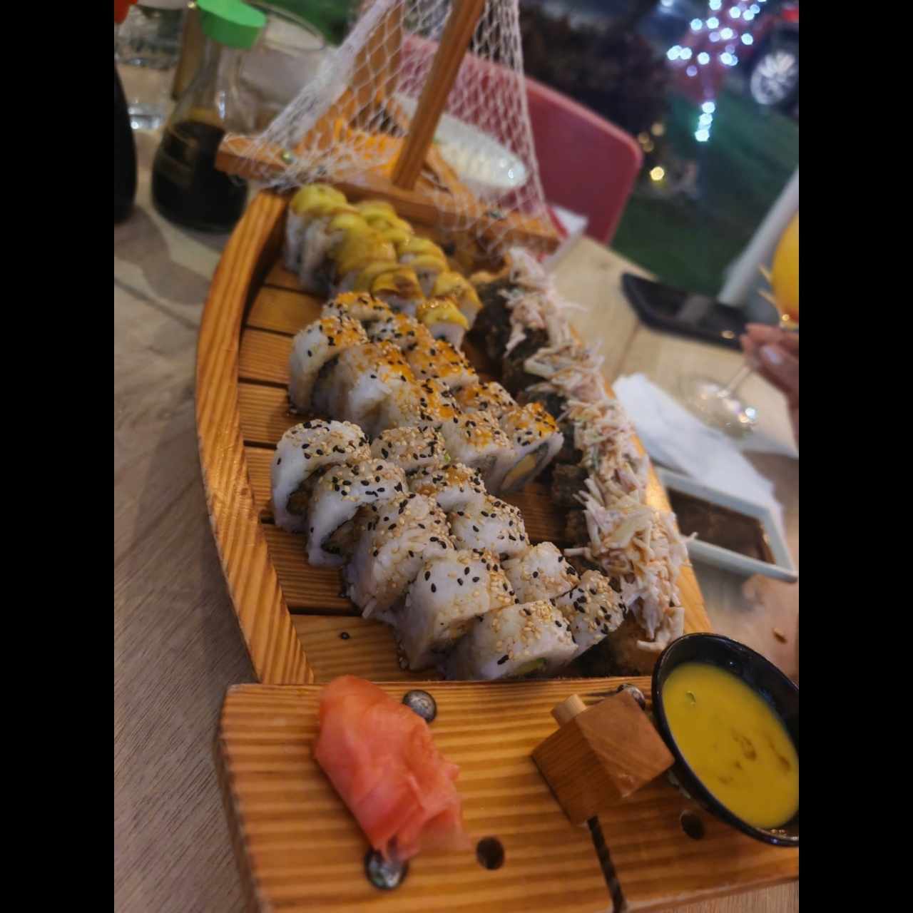 Barco Fuji - California - Platanito - Dragon