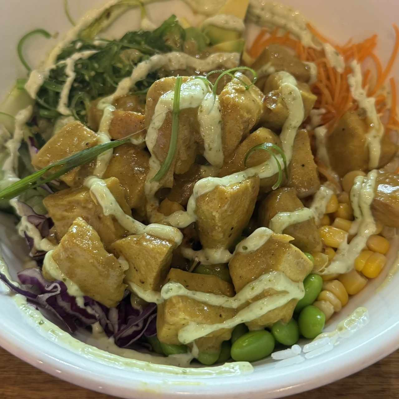 Poke de Pollo al Curry