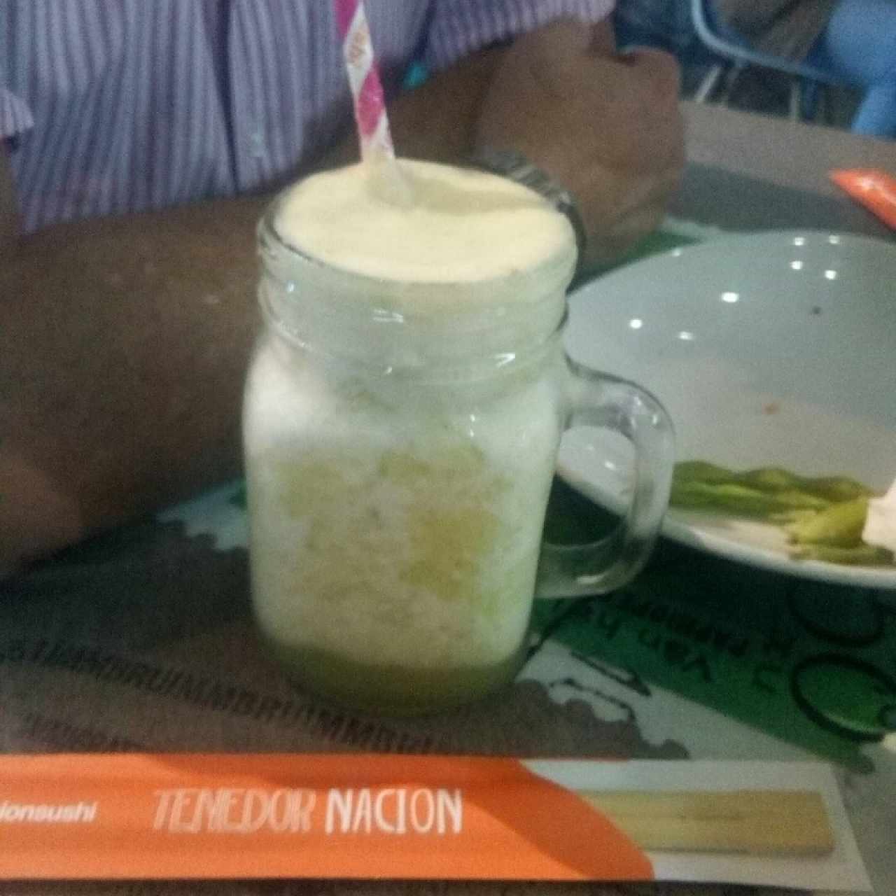 bebida de piña con.miel