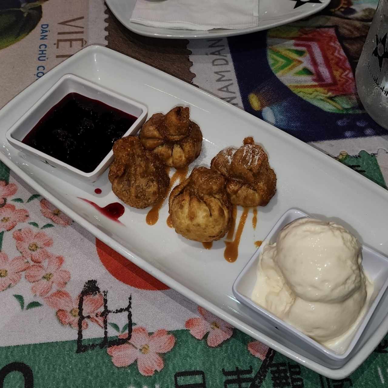 Wanton de Queso y Dulce de Leche