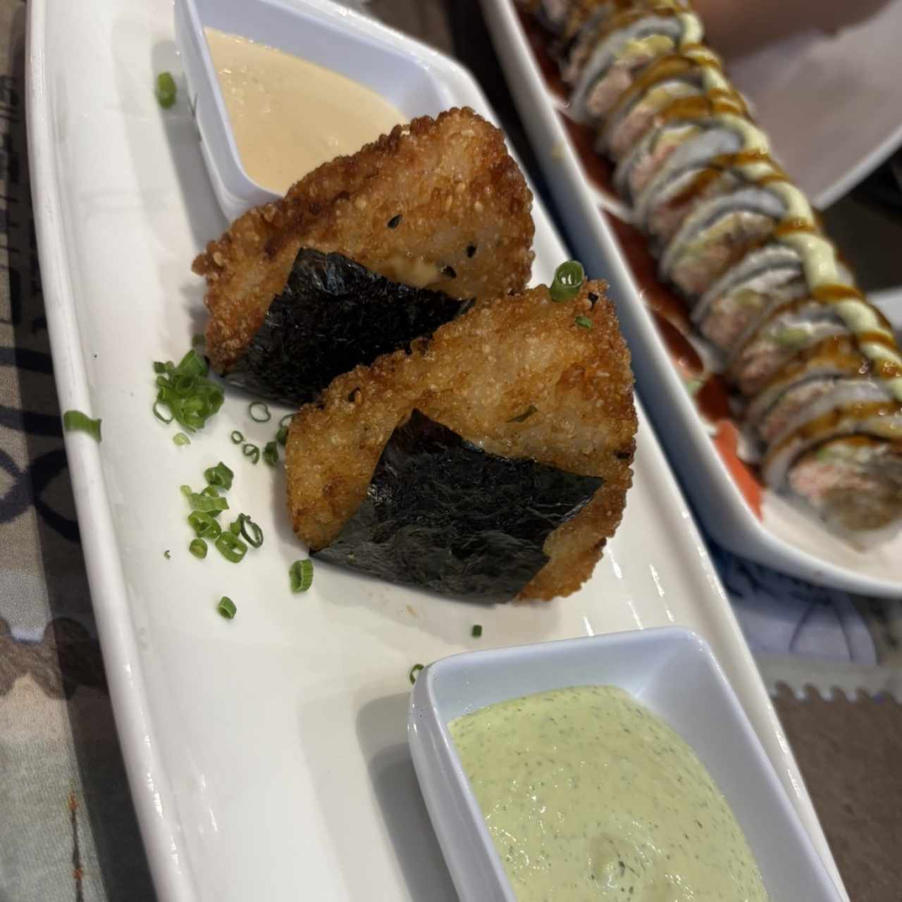 Onigiri de Salmón (2 unidades)