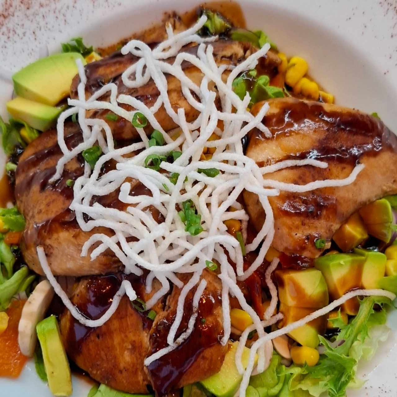 Ensalada Dadai de Pollo
