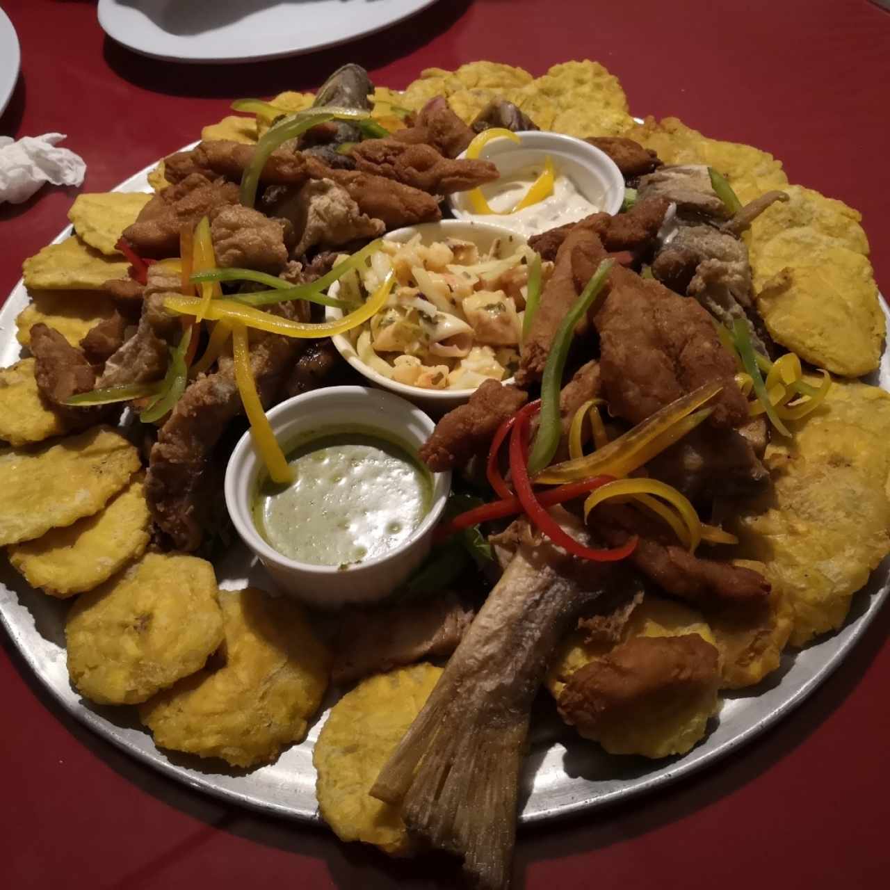Parrillada Mar y Tierra 