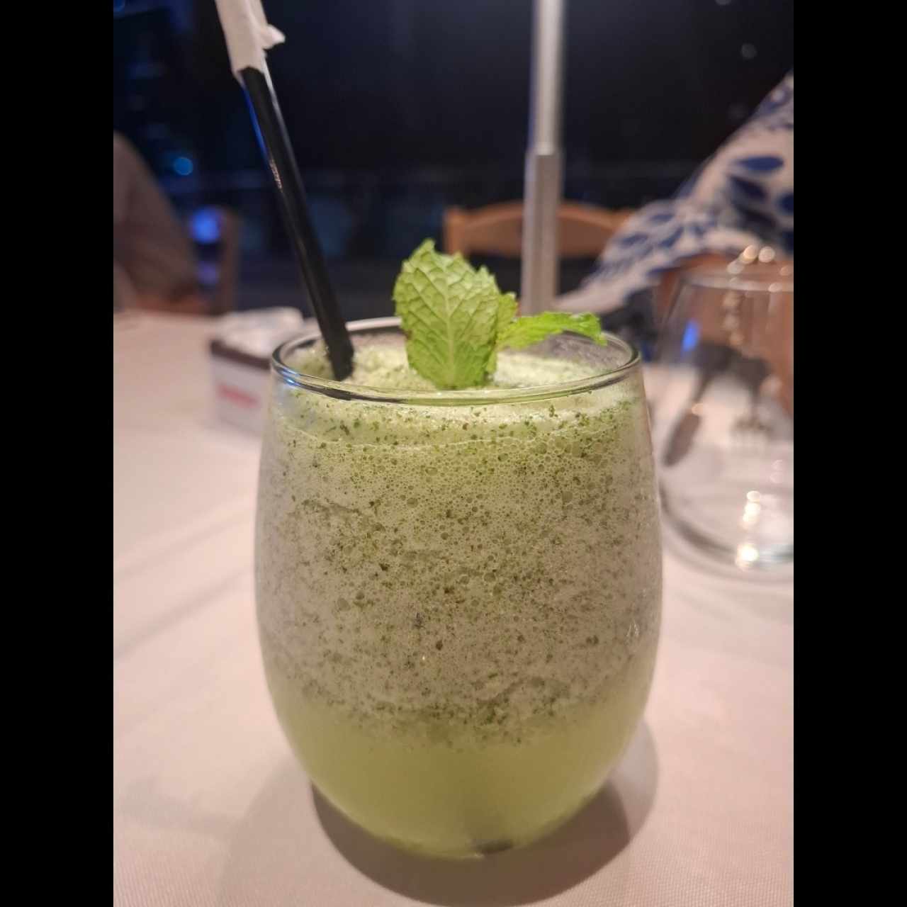Limonada con hierbabuena