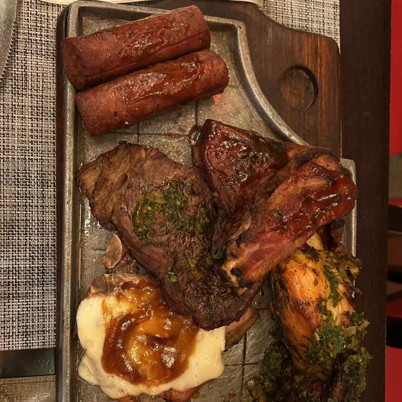 ESPECIALIDADES - PARRILLADA ARGENTINA FUSIÓN