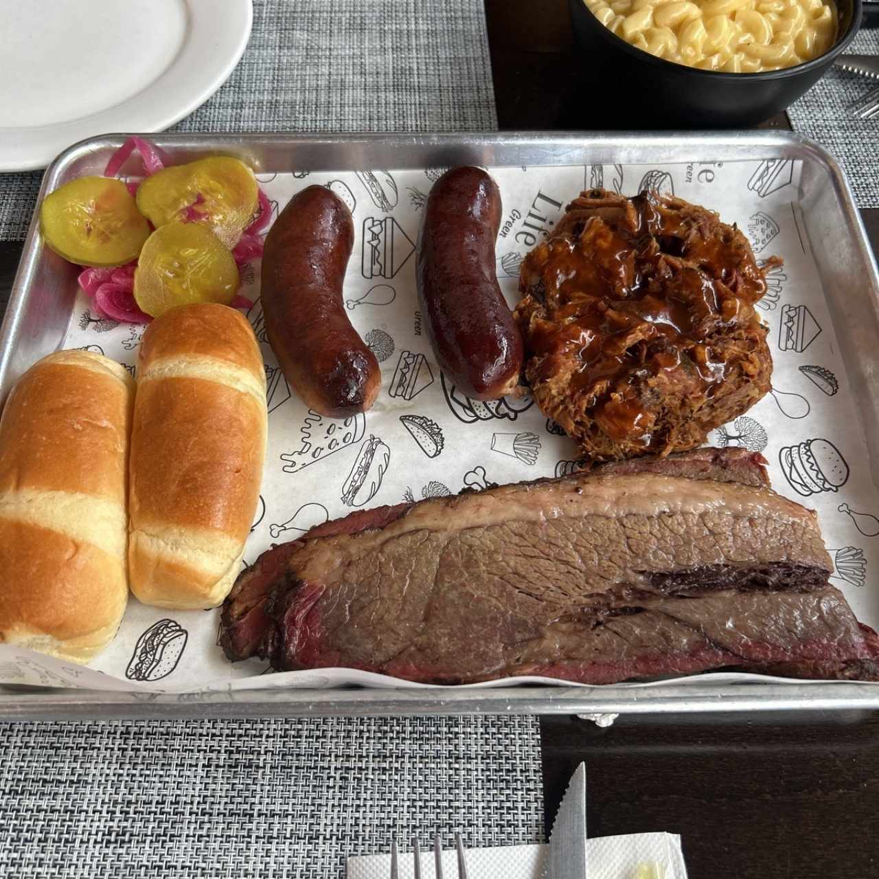 ESPECIALIDADES - PARRILLADA ARGENTINA FUSIÓN