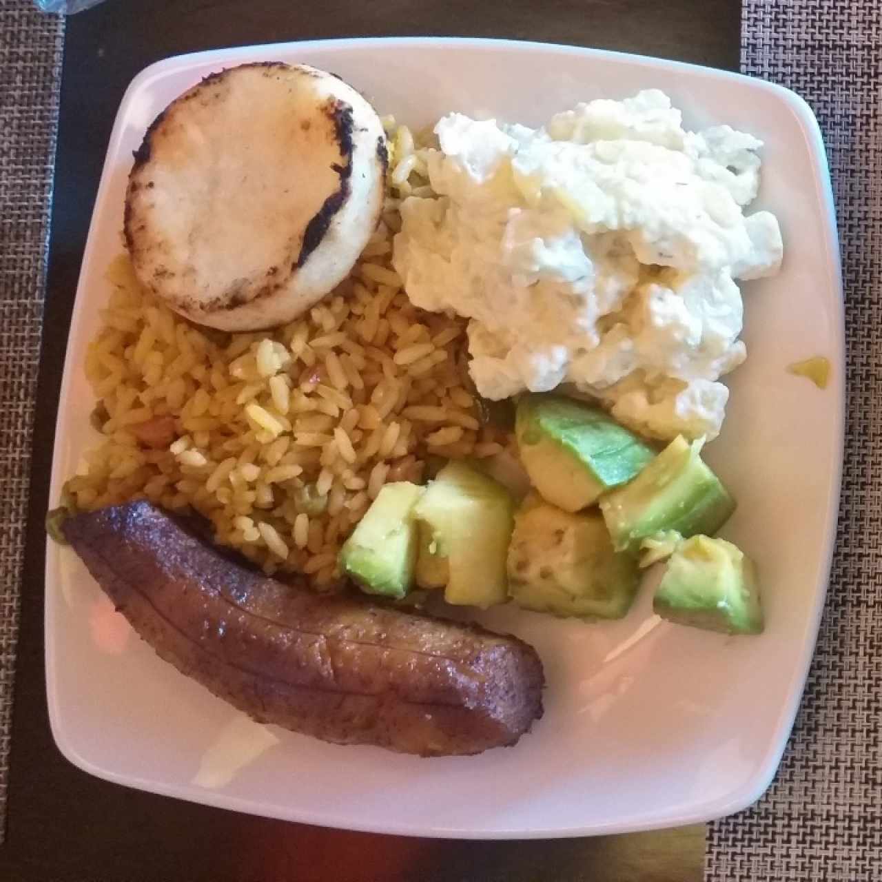 Salad Bar (5 Acompañamientos)