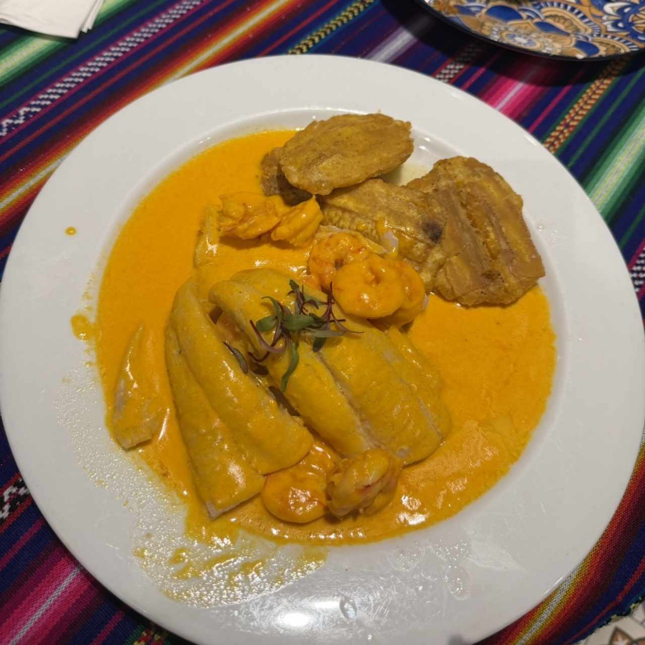 Corvina Rellena de Camarones