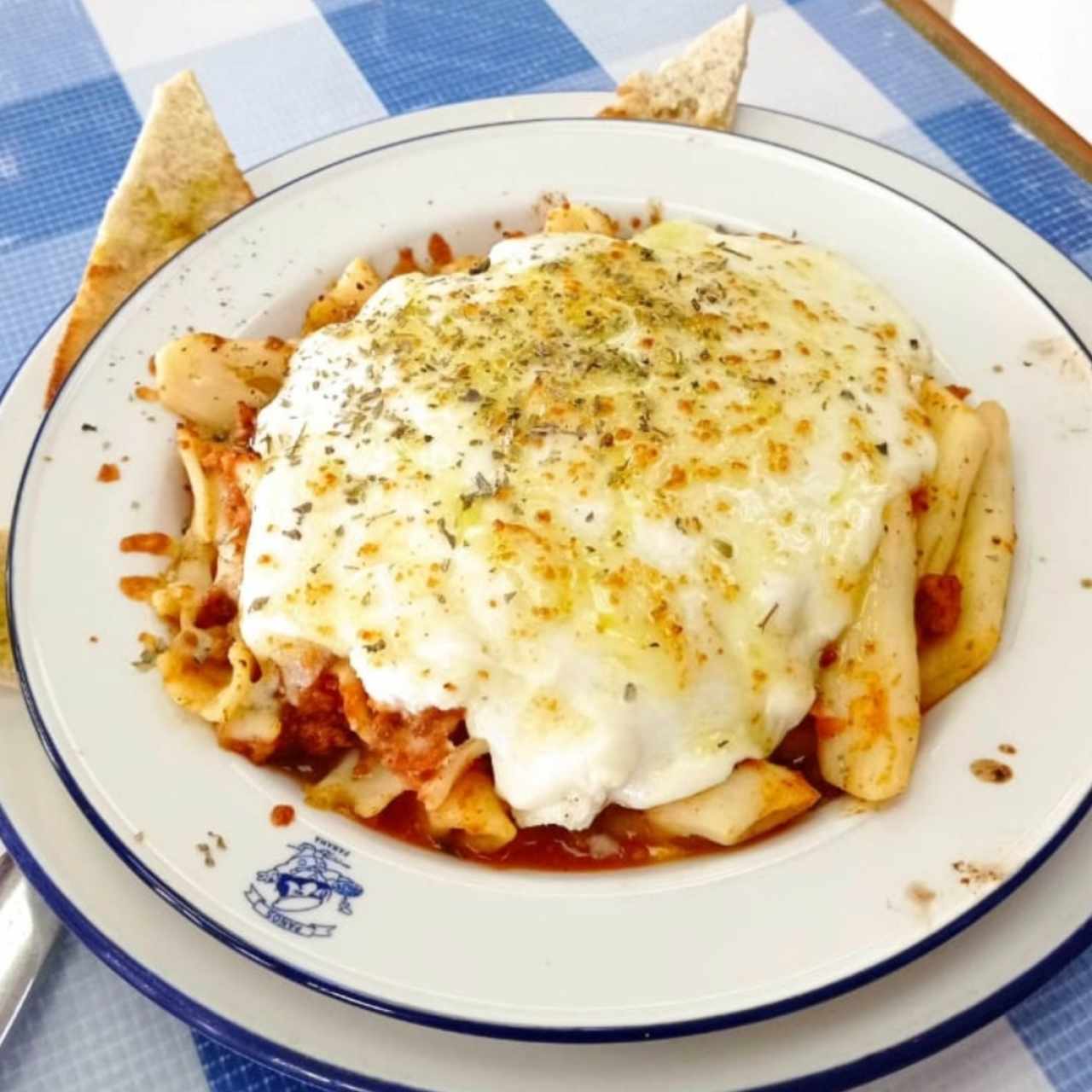 Pastel griego de Carne
