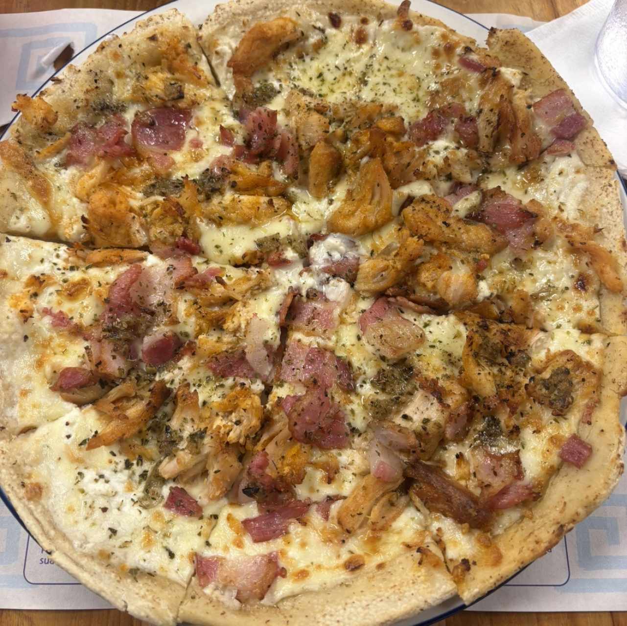 Pizza de pollo bacon