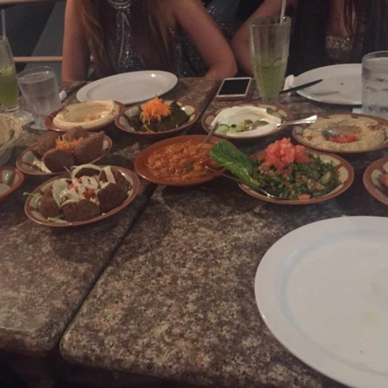 Mesa Libanesa