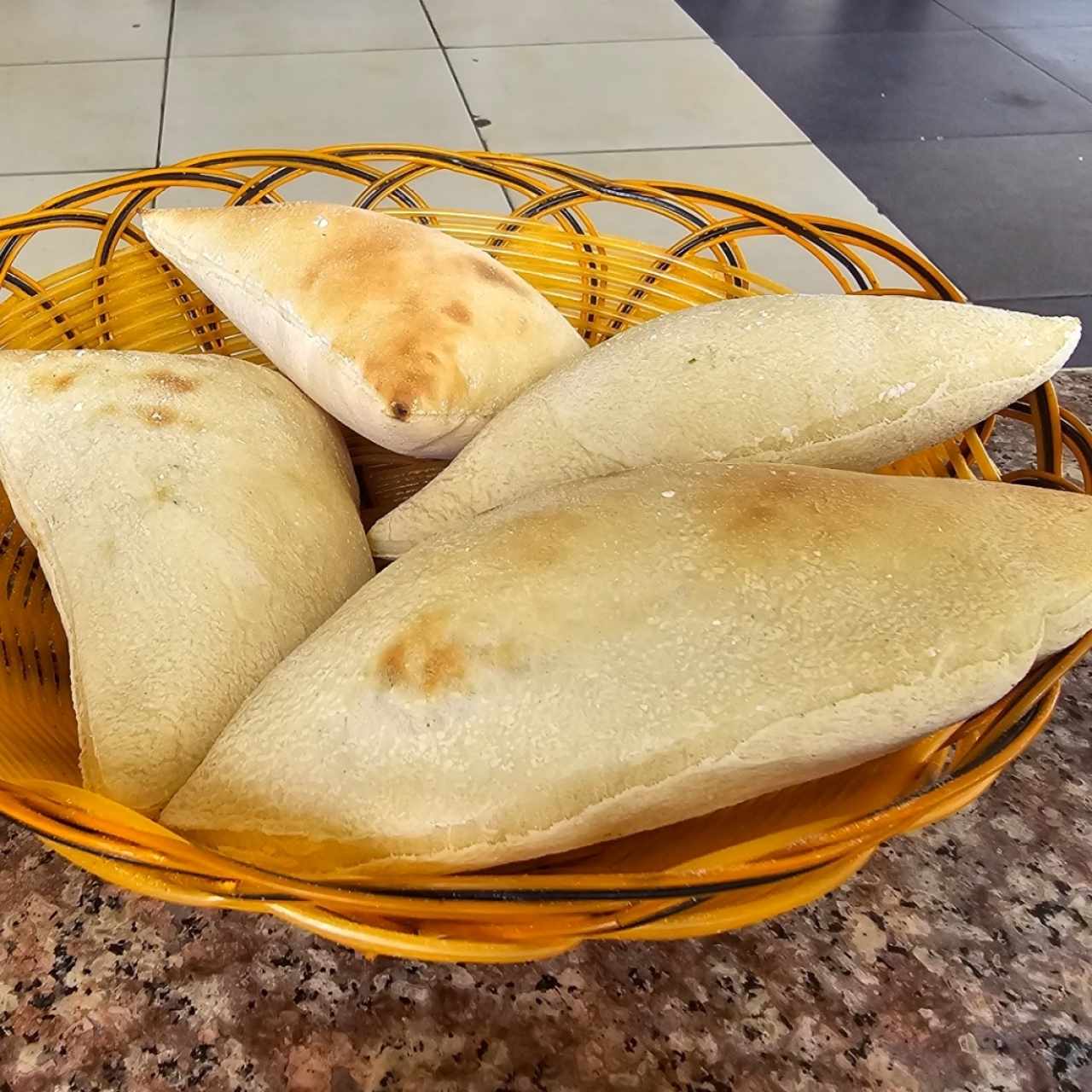 Entradas Libanesas - Pan Pita