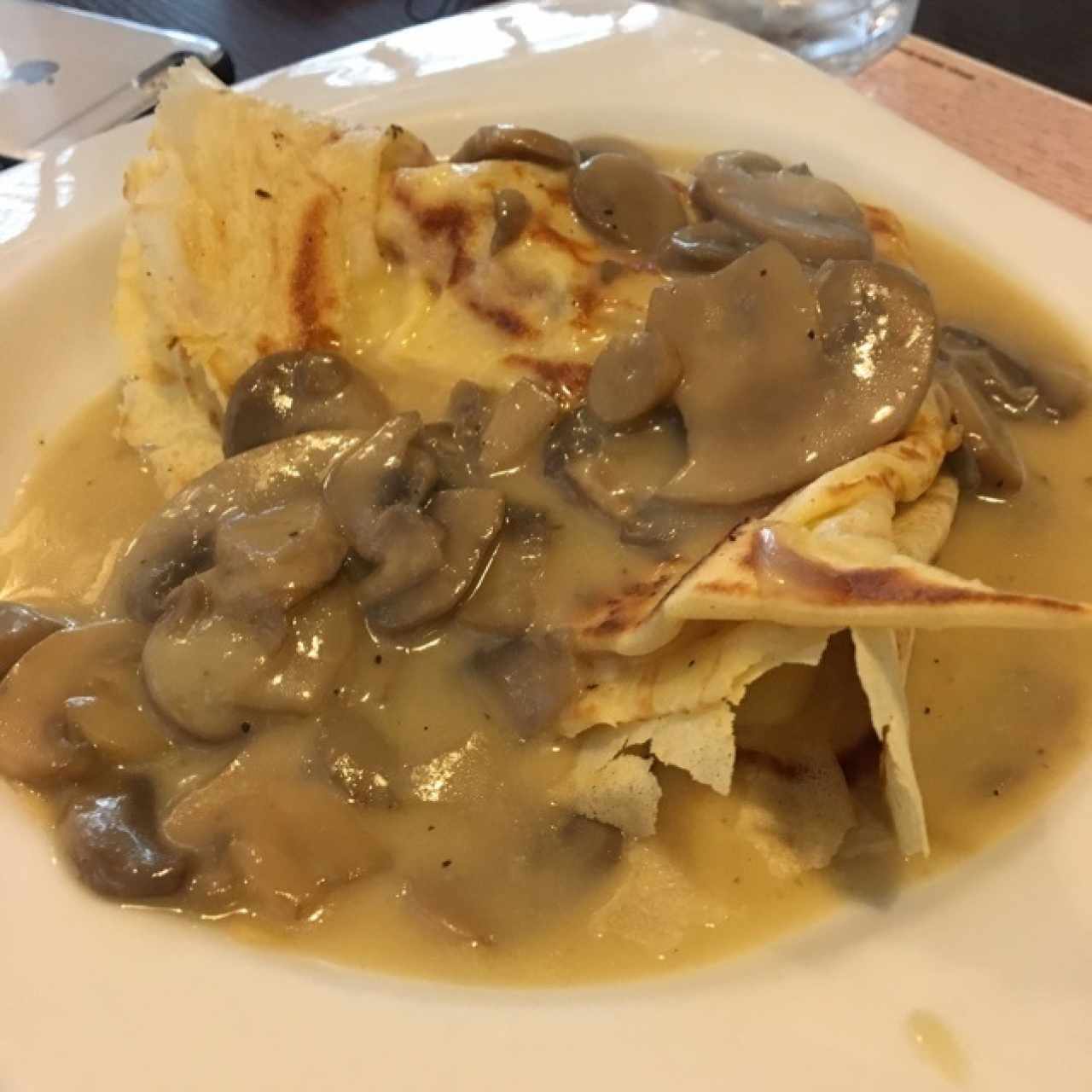crepe alcachofas y champiñones