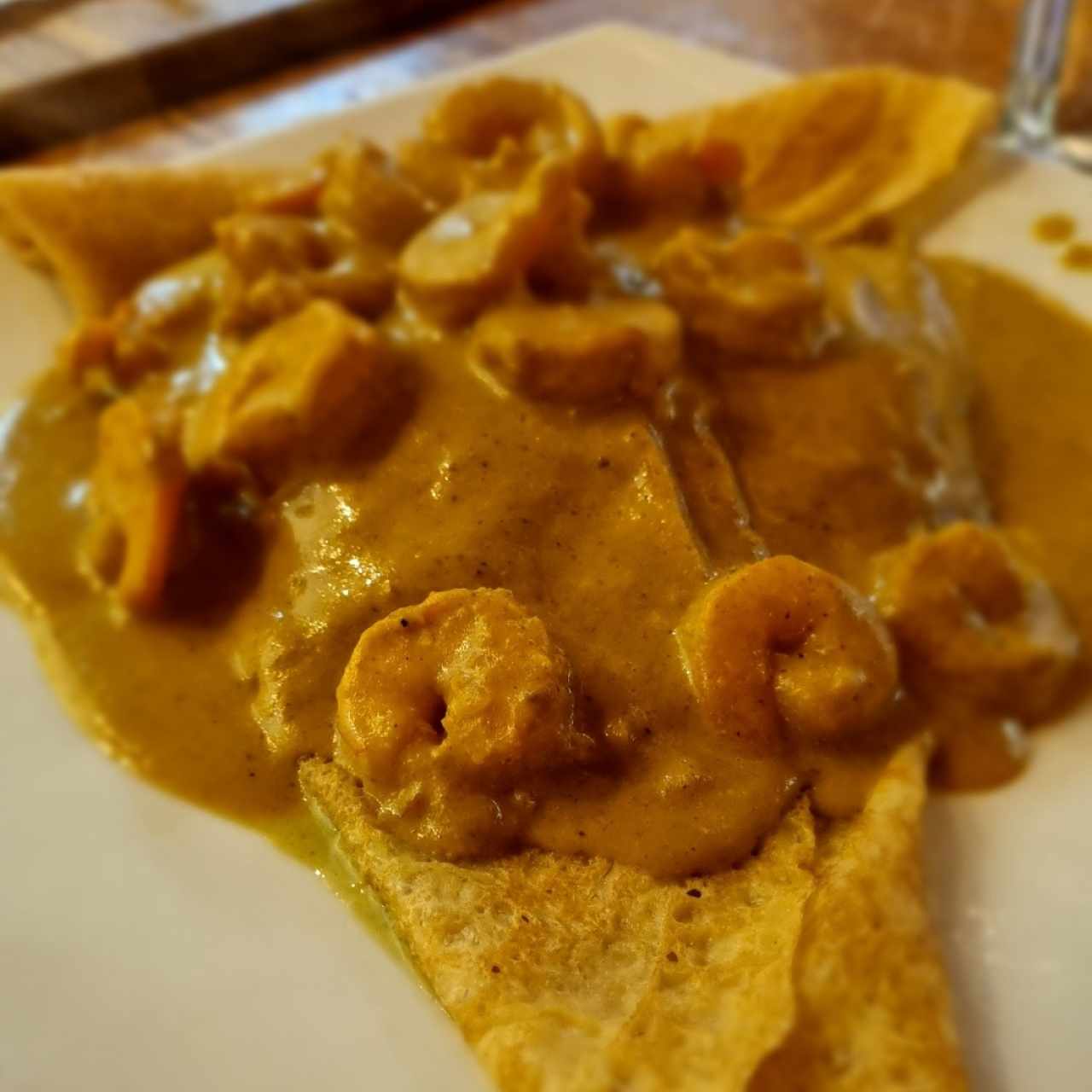 crepe de espinacas y camarones