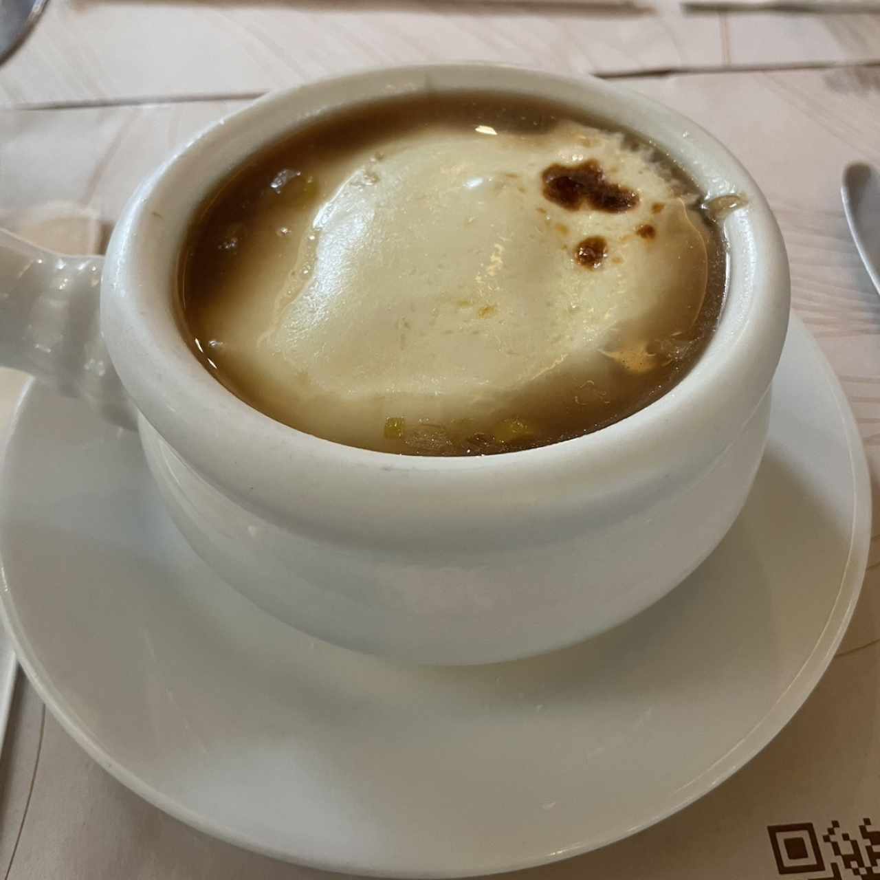 Sopa de cebolla gratinada 