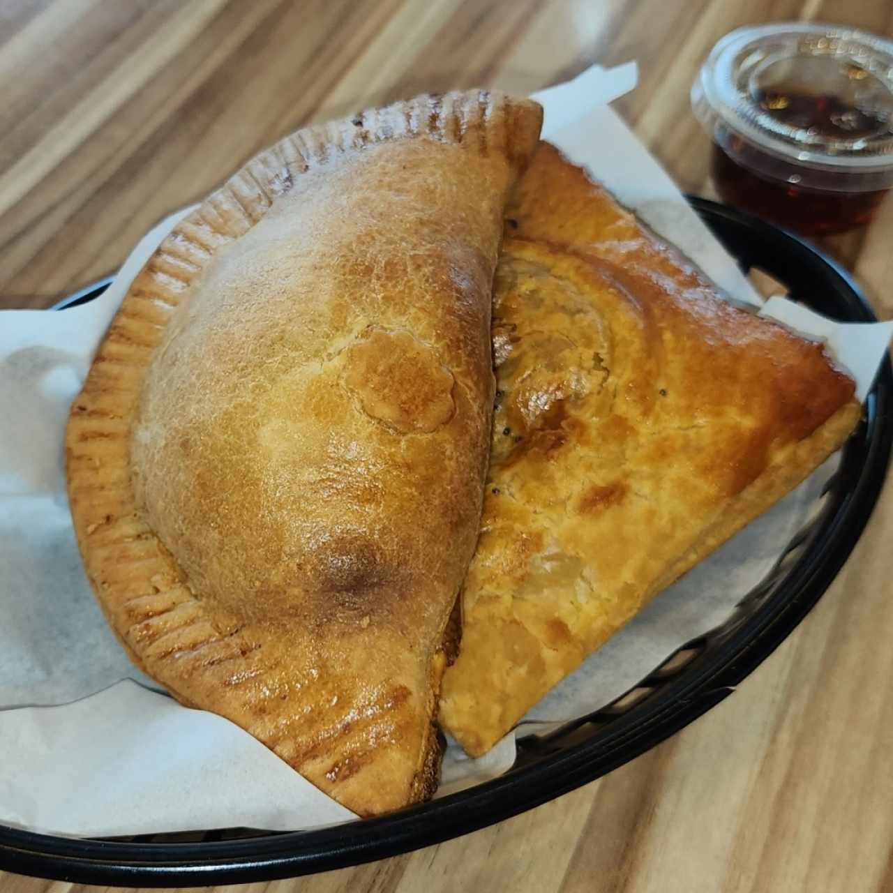 empanada y pastelito de Carne