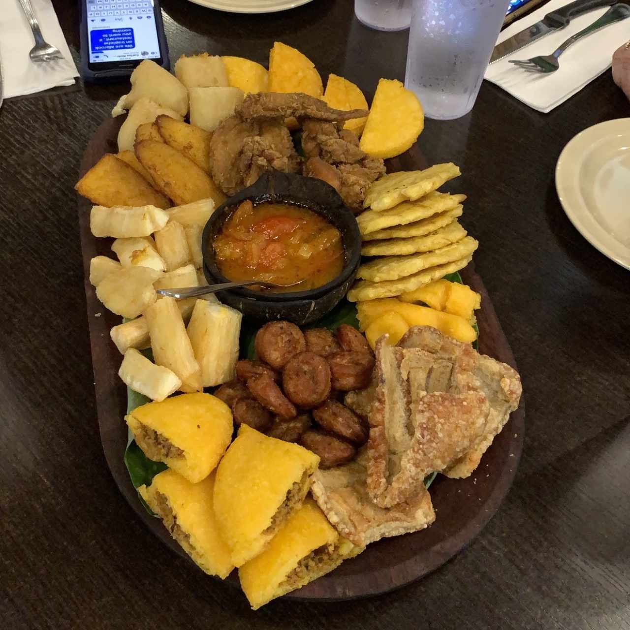 Bandeja Tipica Panamena Mediana