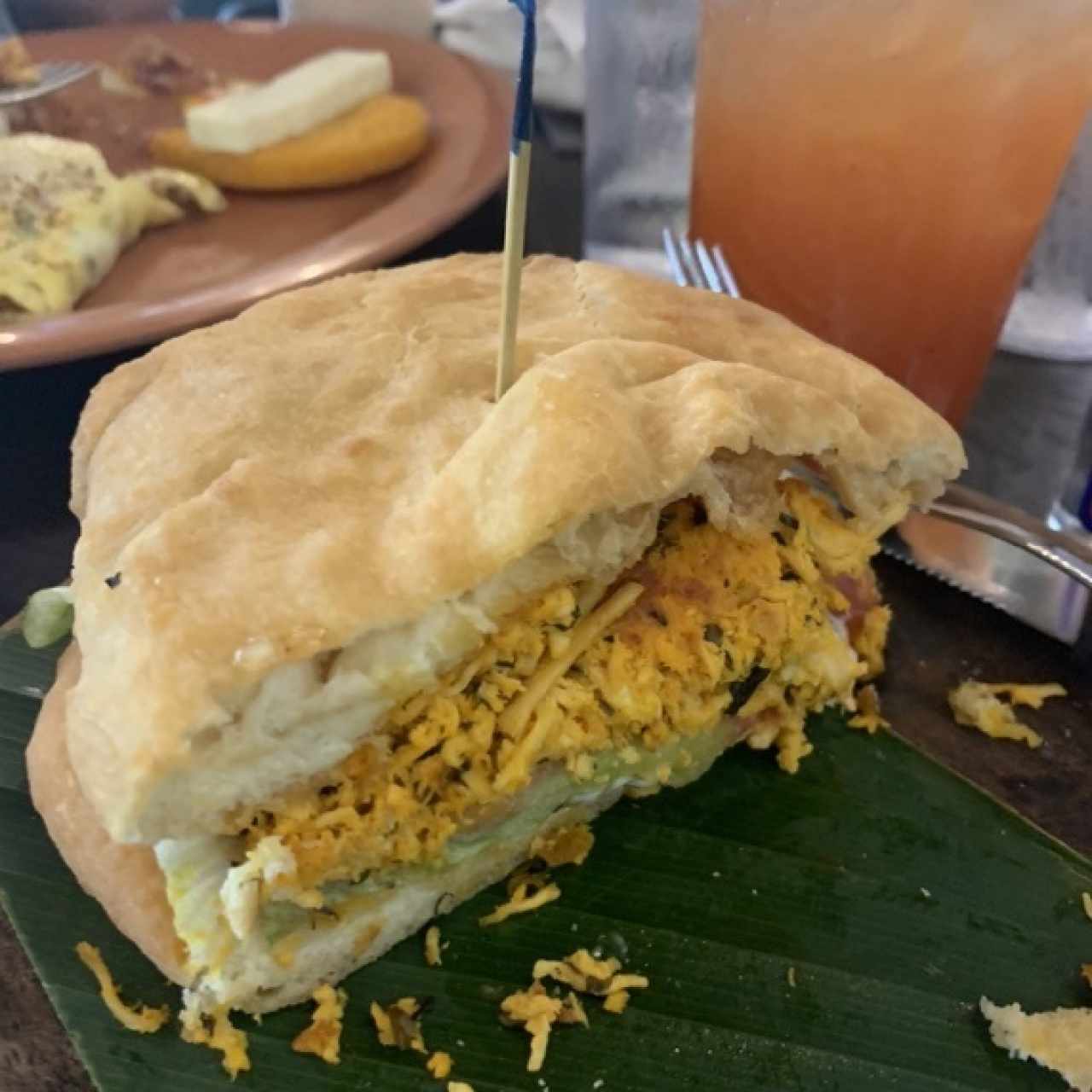 Emparedado de Pollo Criollo