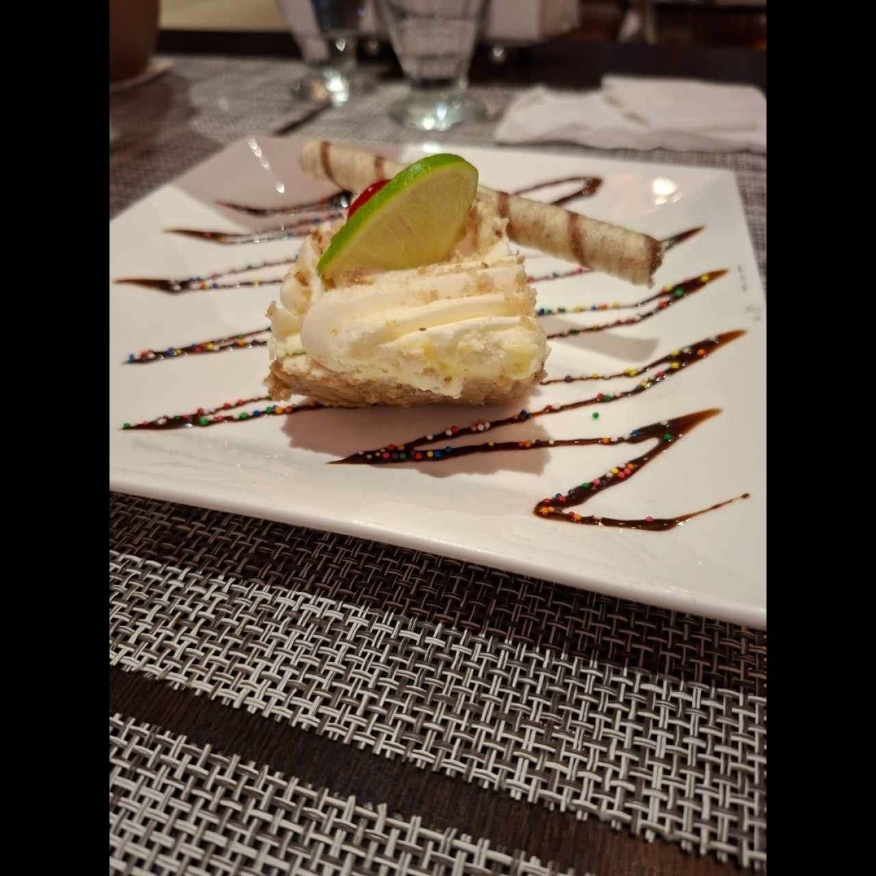 POSTRES - PIE DE LIMÓN