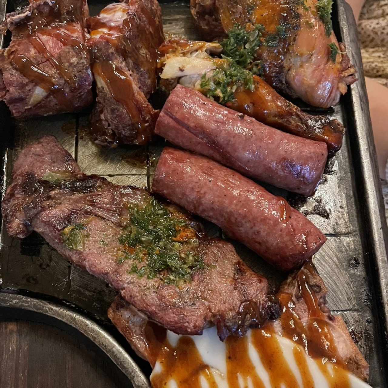 ESPECIALIDADES - PARRILLADA ARGENTINA FUSIÓN