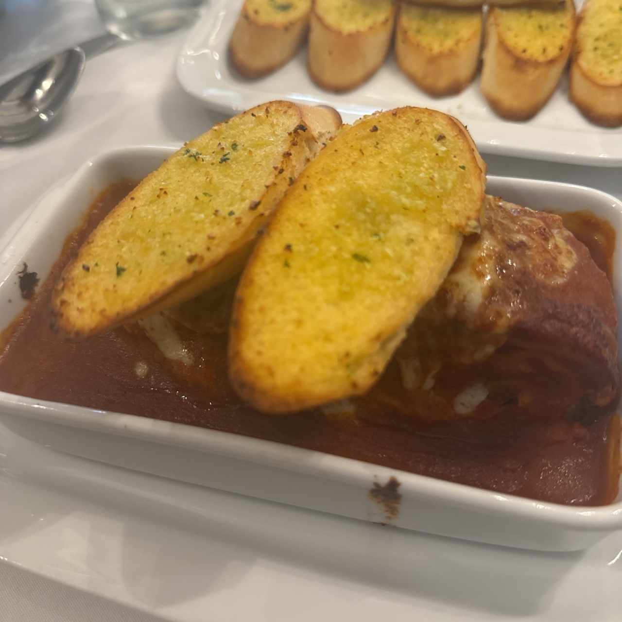 Primi Piatti - Lasaña de Carne