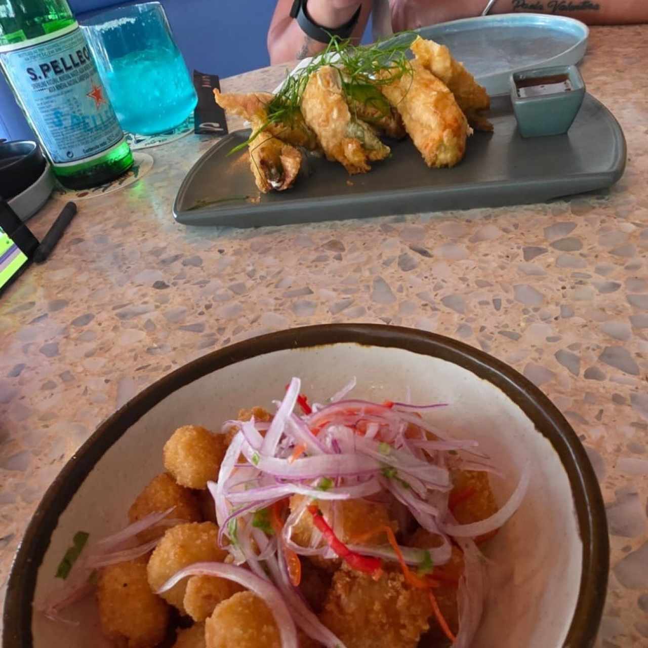 Ceviche Frito de Langostino y Alaska Tempura 
