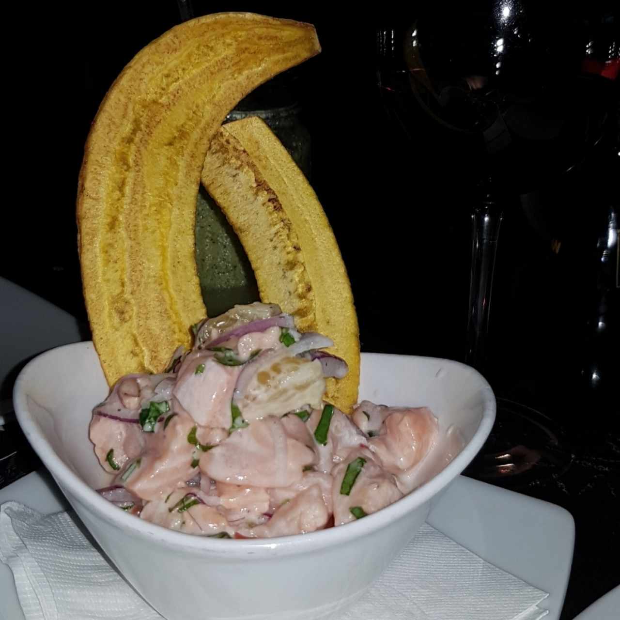 Entradas Frías - Ceviche de salmón