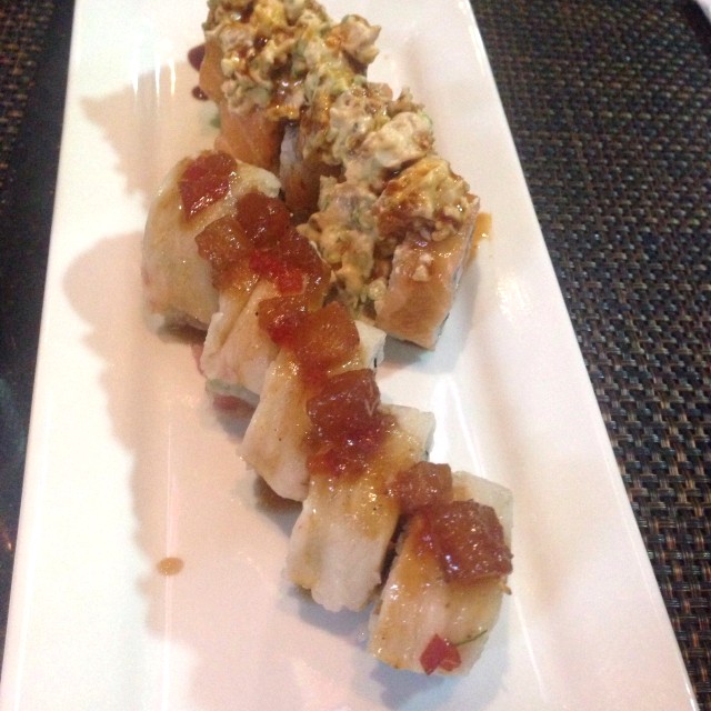 Medio rollo Tsugoi y Sakura
