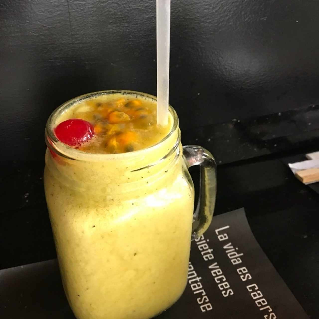 limonada, piña y maracuya