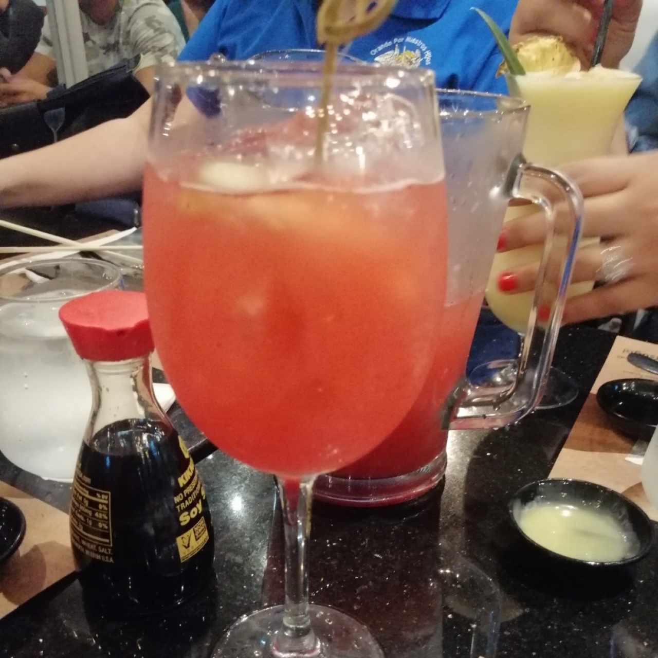 sangría frutos rojos
