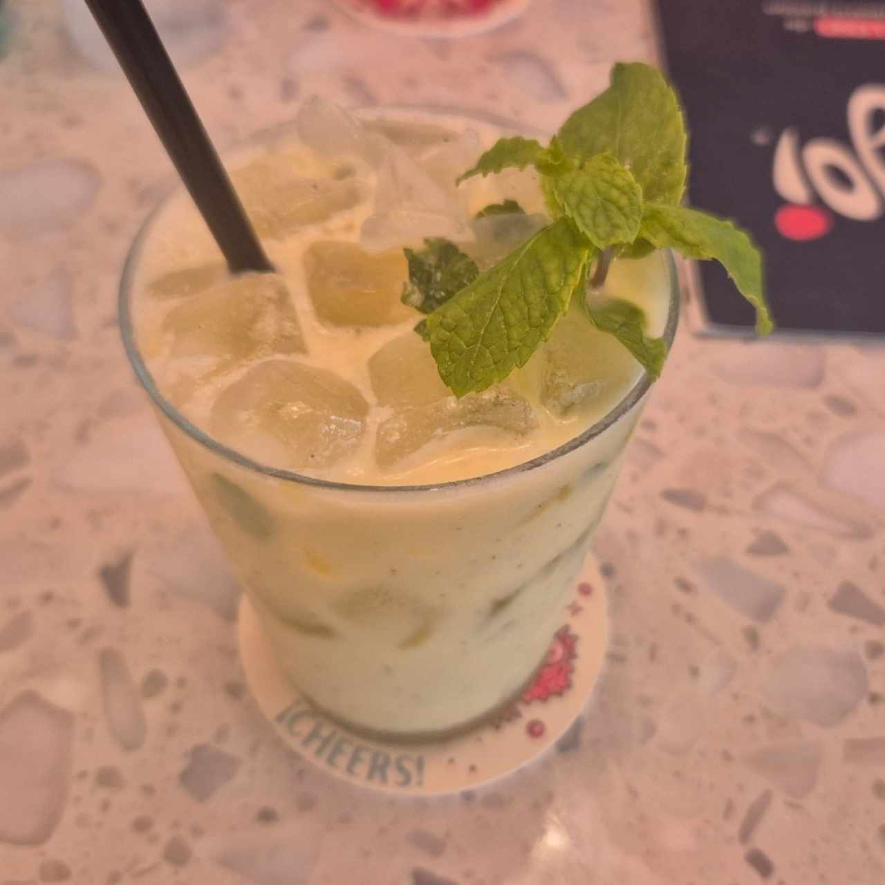 Limonada de maracuya, Piña y coco.