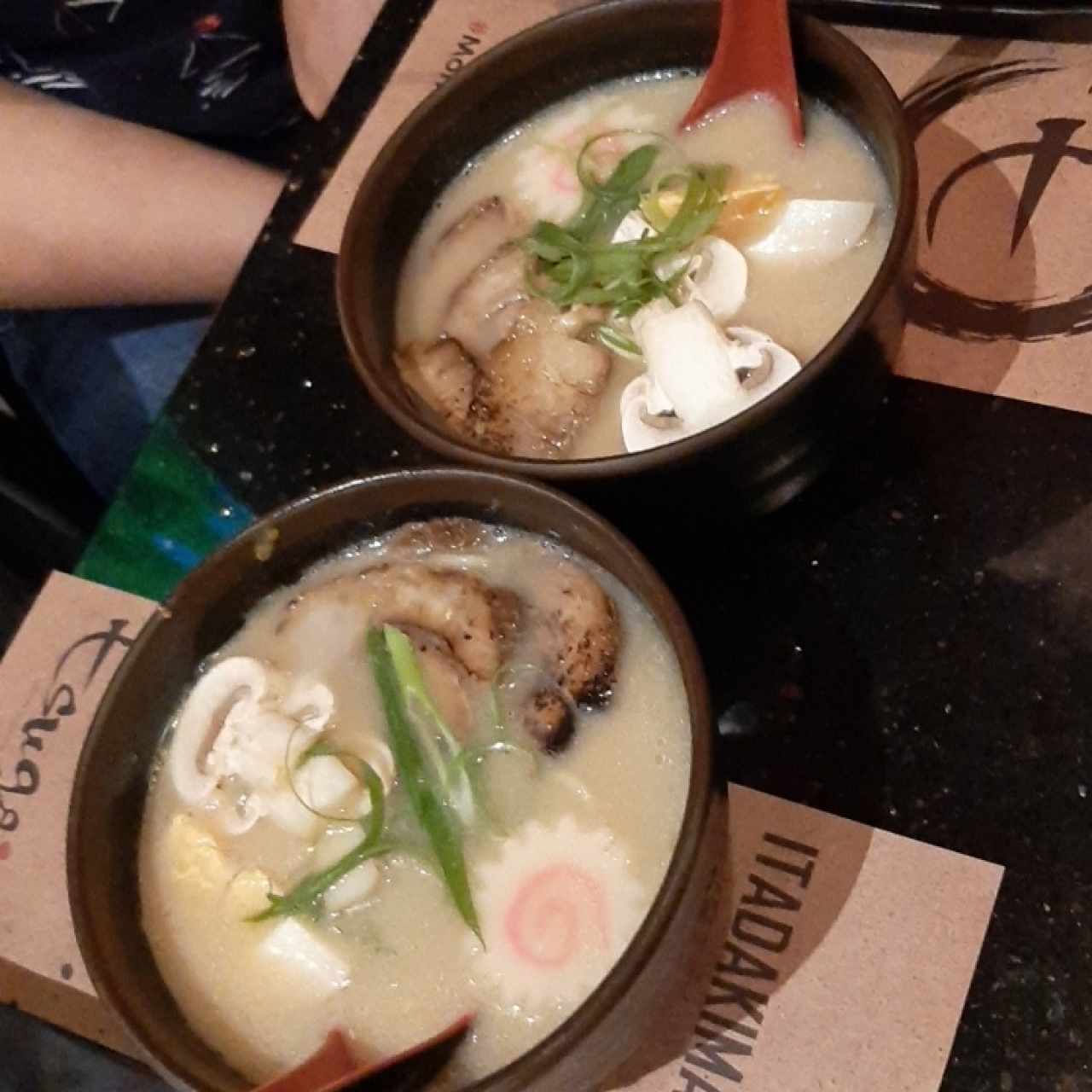 Sopas - Tsugoi Ramen (para compartir)