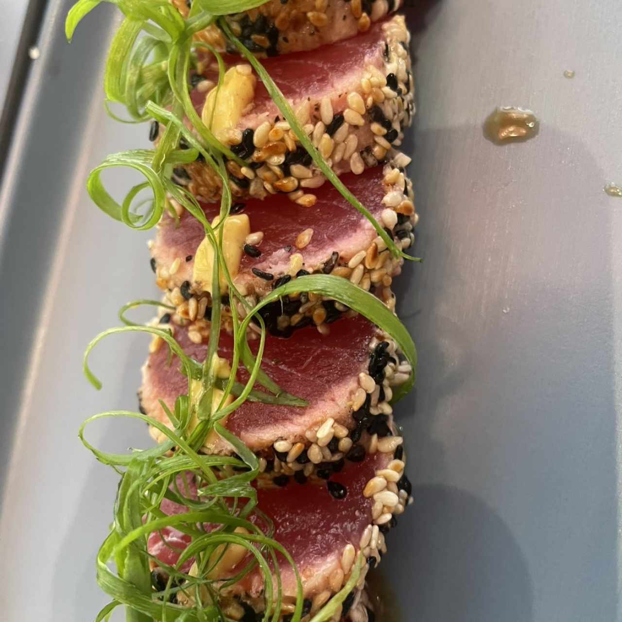 Entradas - Tuna Tataki