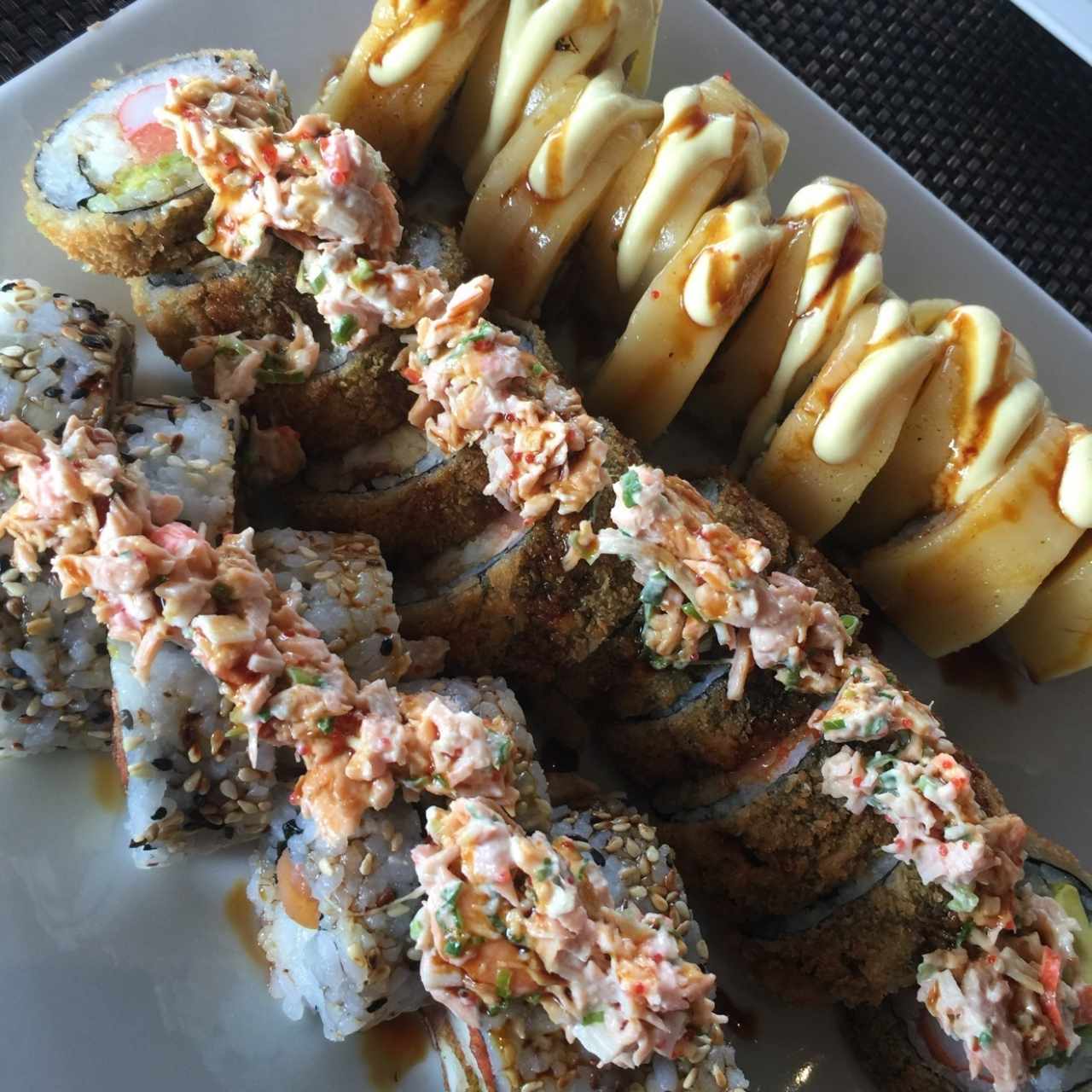 TROPICAL, KATANA y ARIGATO