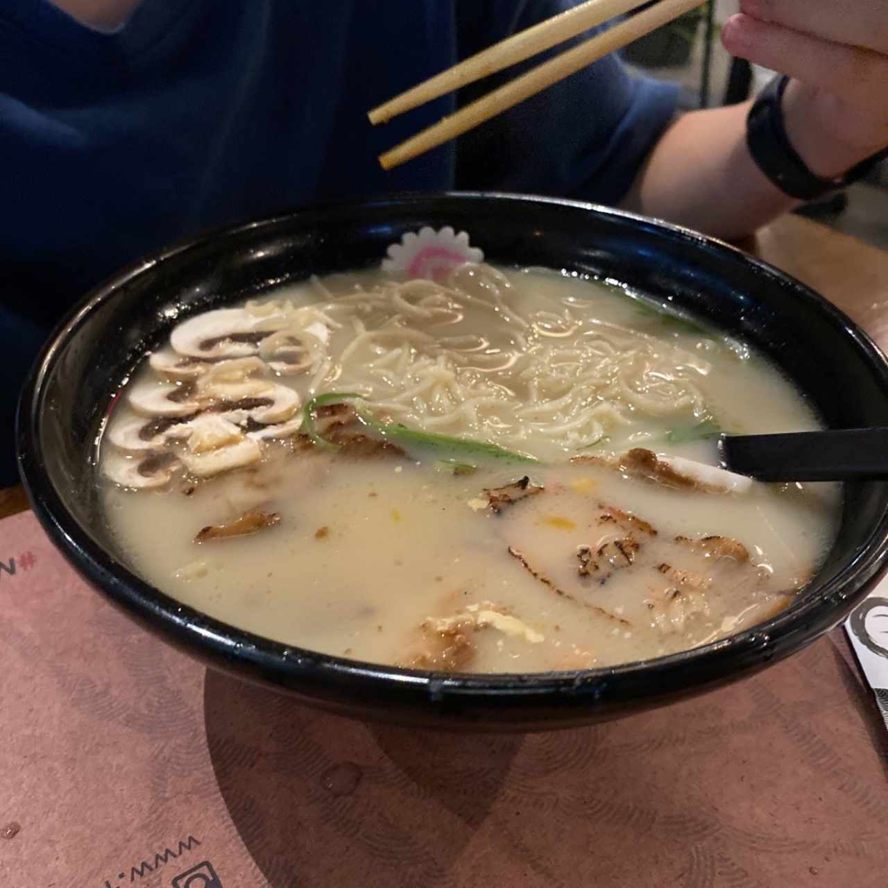 Tsugoi ramen