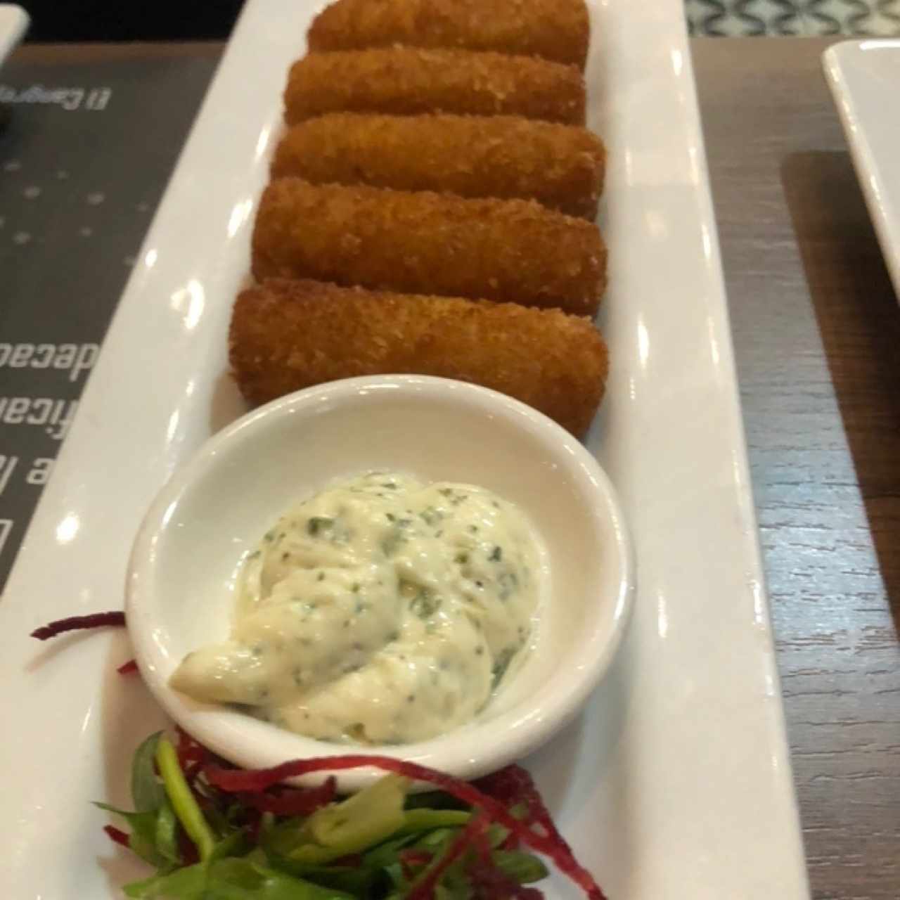 Entradas - Croqueta de Salmón