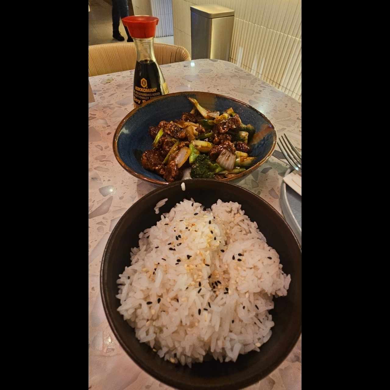 Platos Calientes - Mongolian Beef
