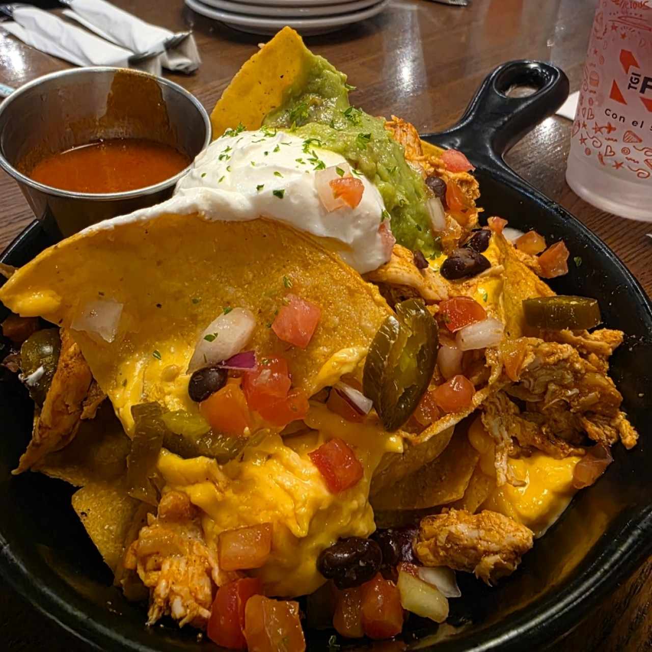 Appetizers - ULTIMATE CHICKEN NACHOS