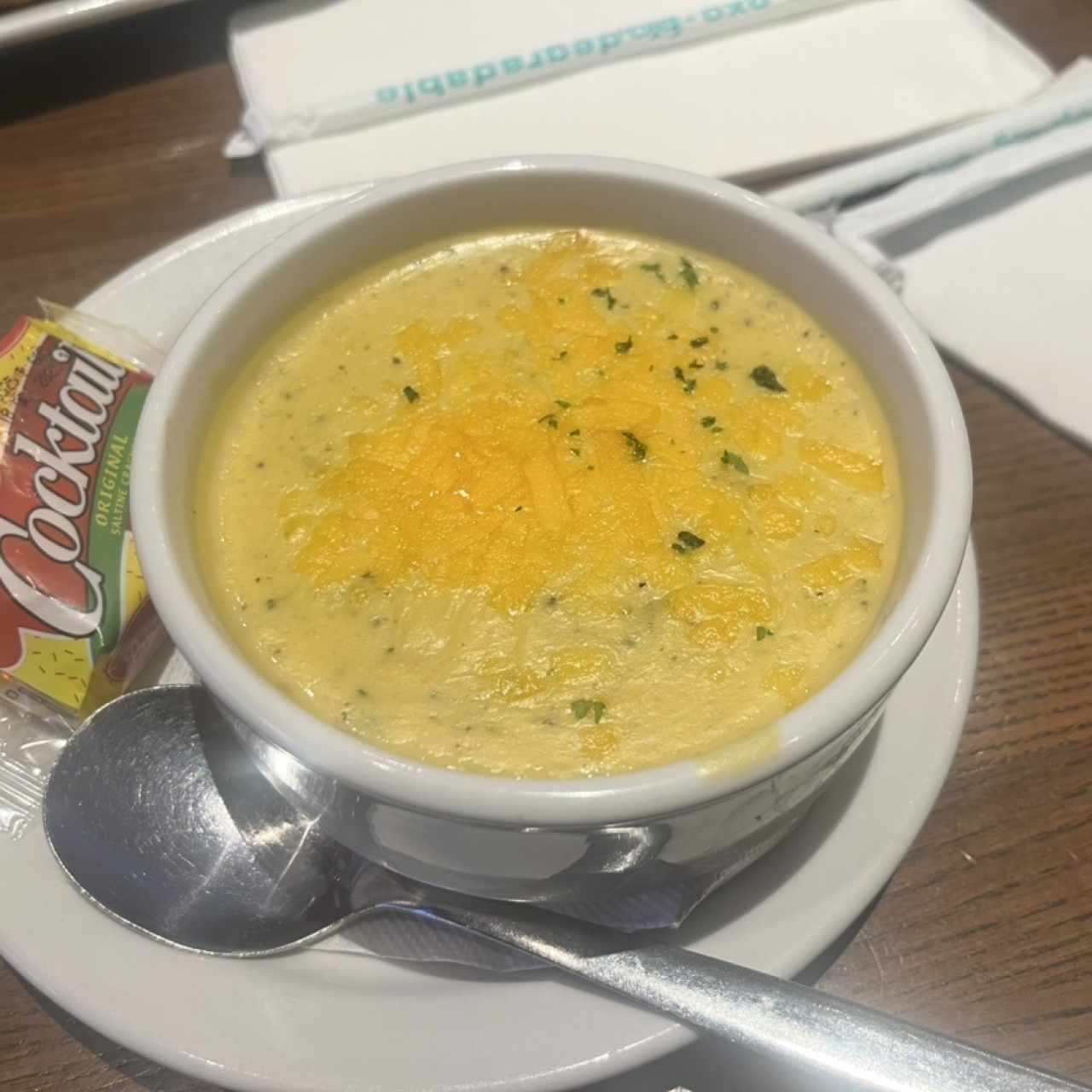 BROCCOLI CHEESE SOUP