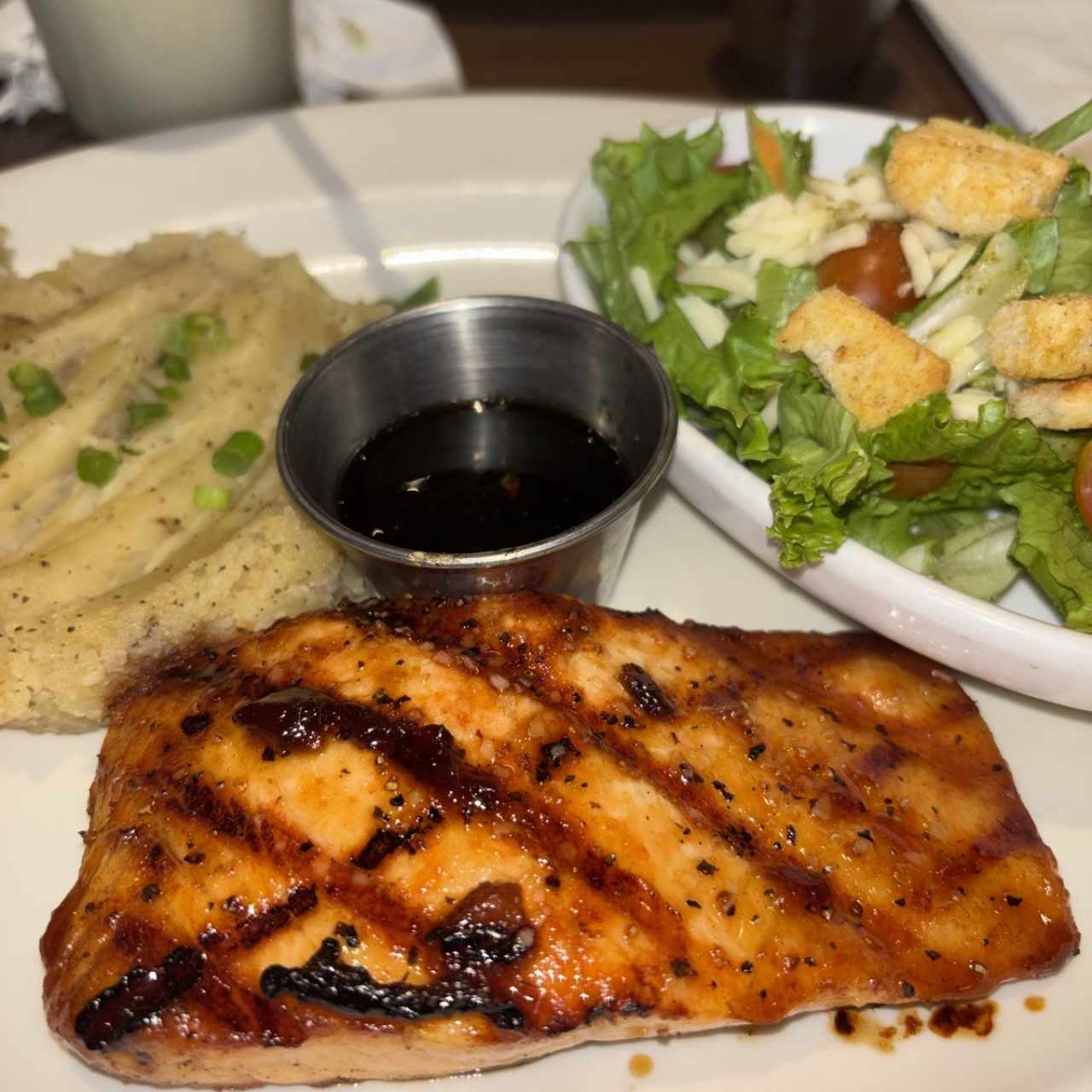 FRIDAYS SIGNATURE WHISKEY-GLAZED SALMON