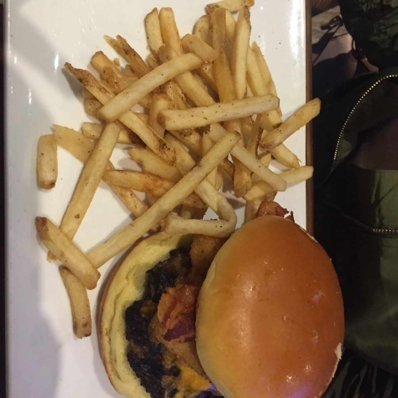 Bacon cheeseburger