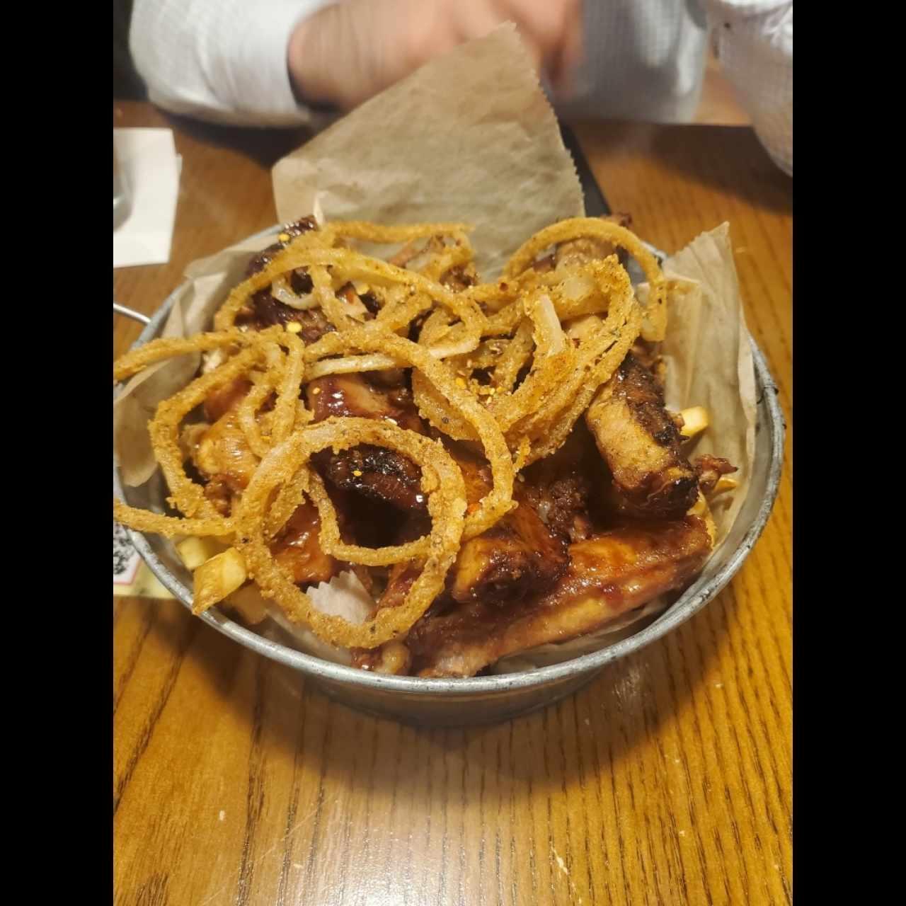 Fridays Famous - BUCKET OF BONES
