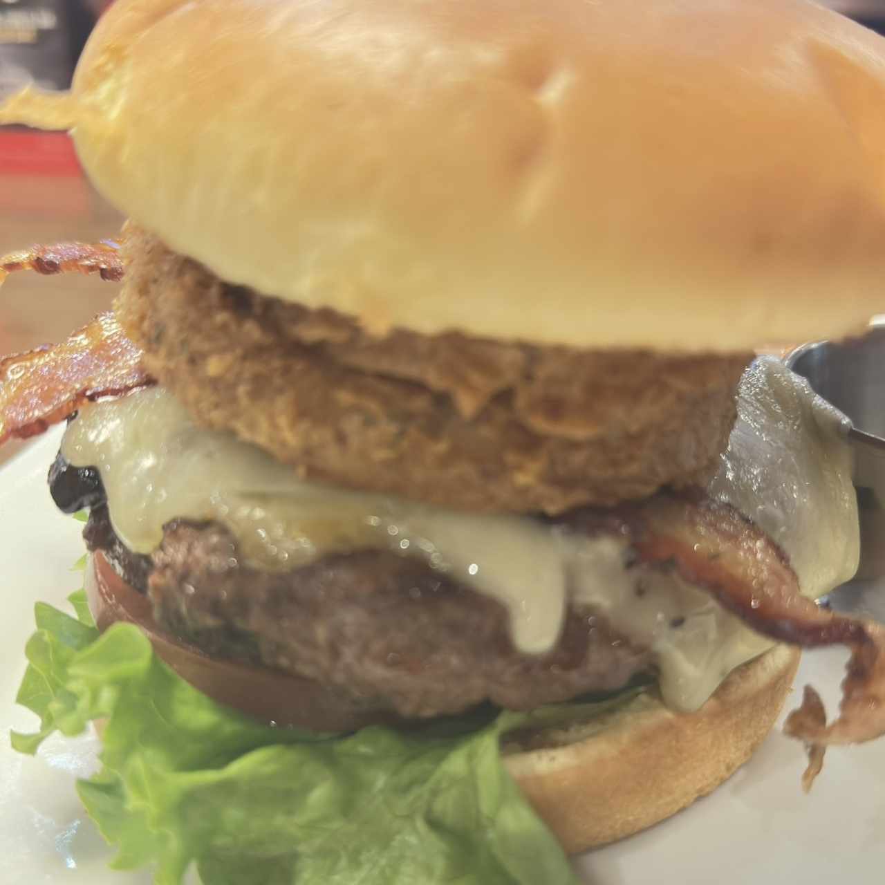 FRIDAYS SIGNATURE WHISKEY-GLAZED BURGER