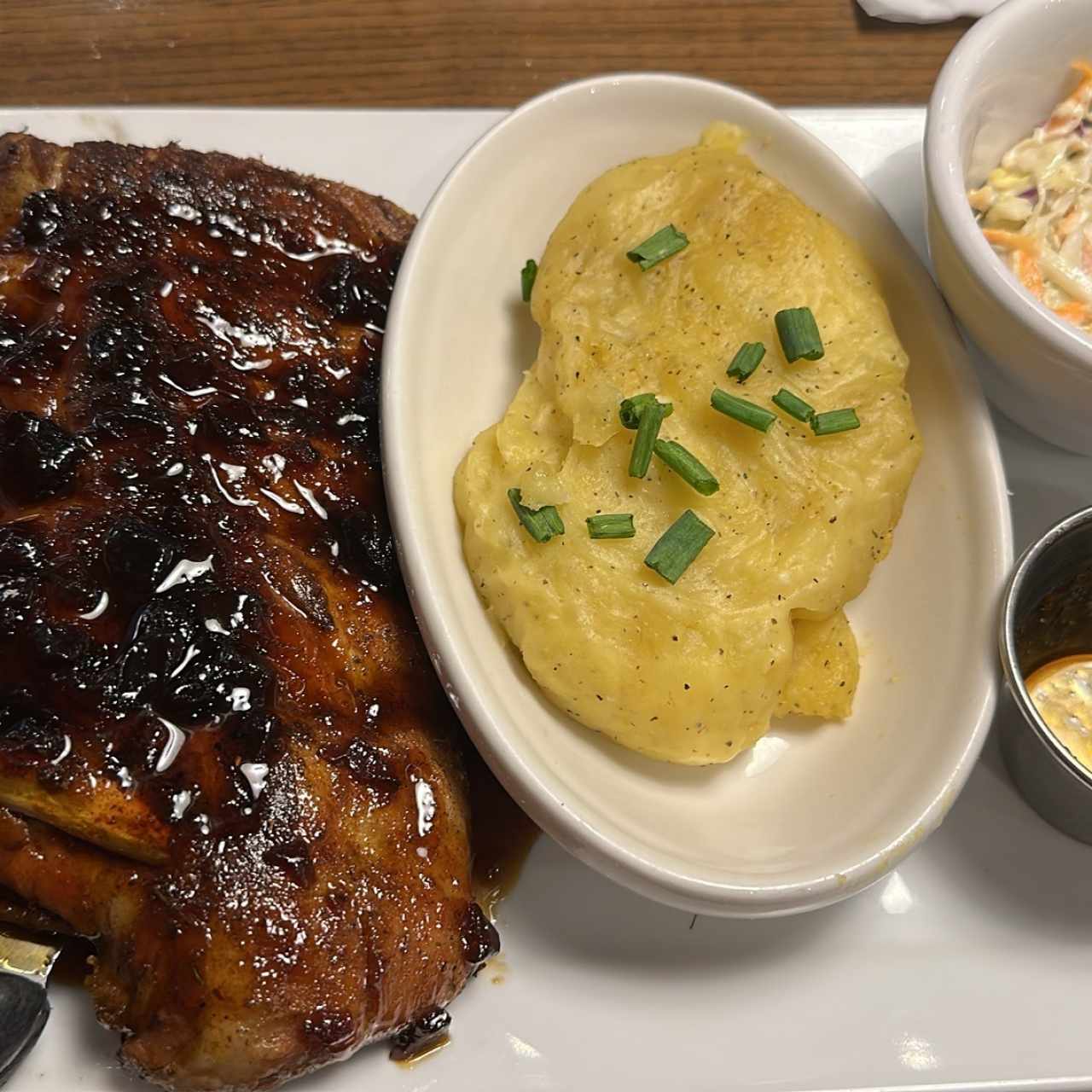 FRIDAYS SIGNATURE WHISKEY-GLAZED RIBS
