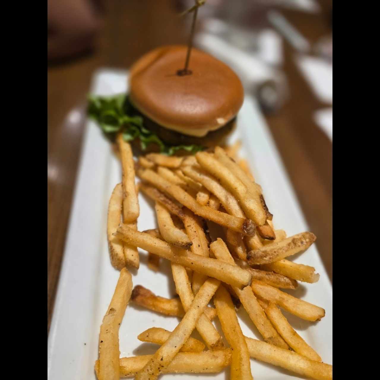 KIDS BURGER