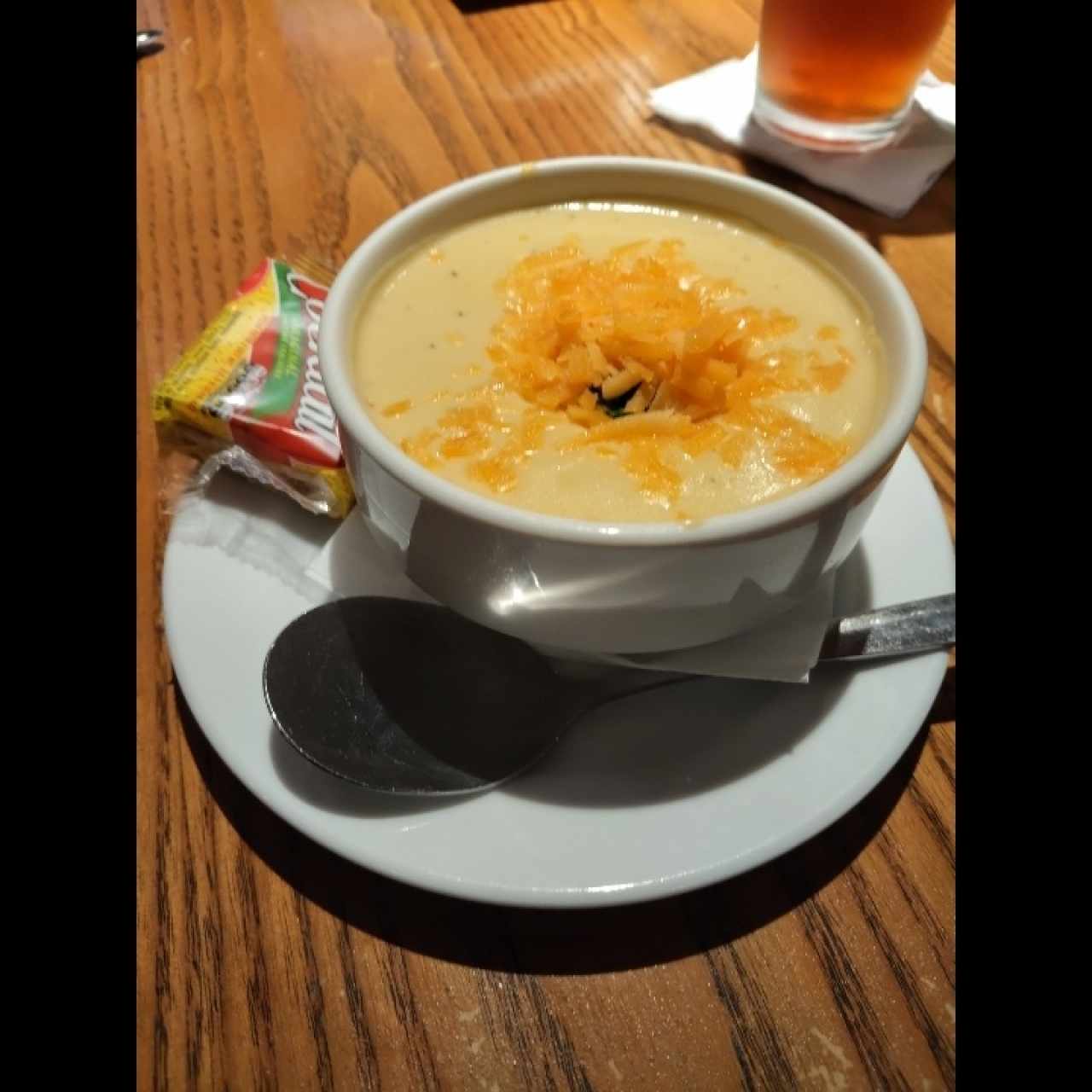 Saladas & Soup - BROCCOLI CHEESE SOUP