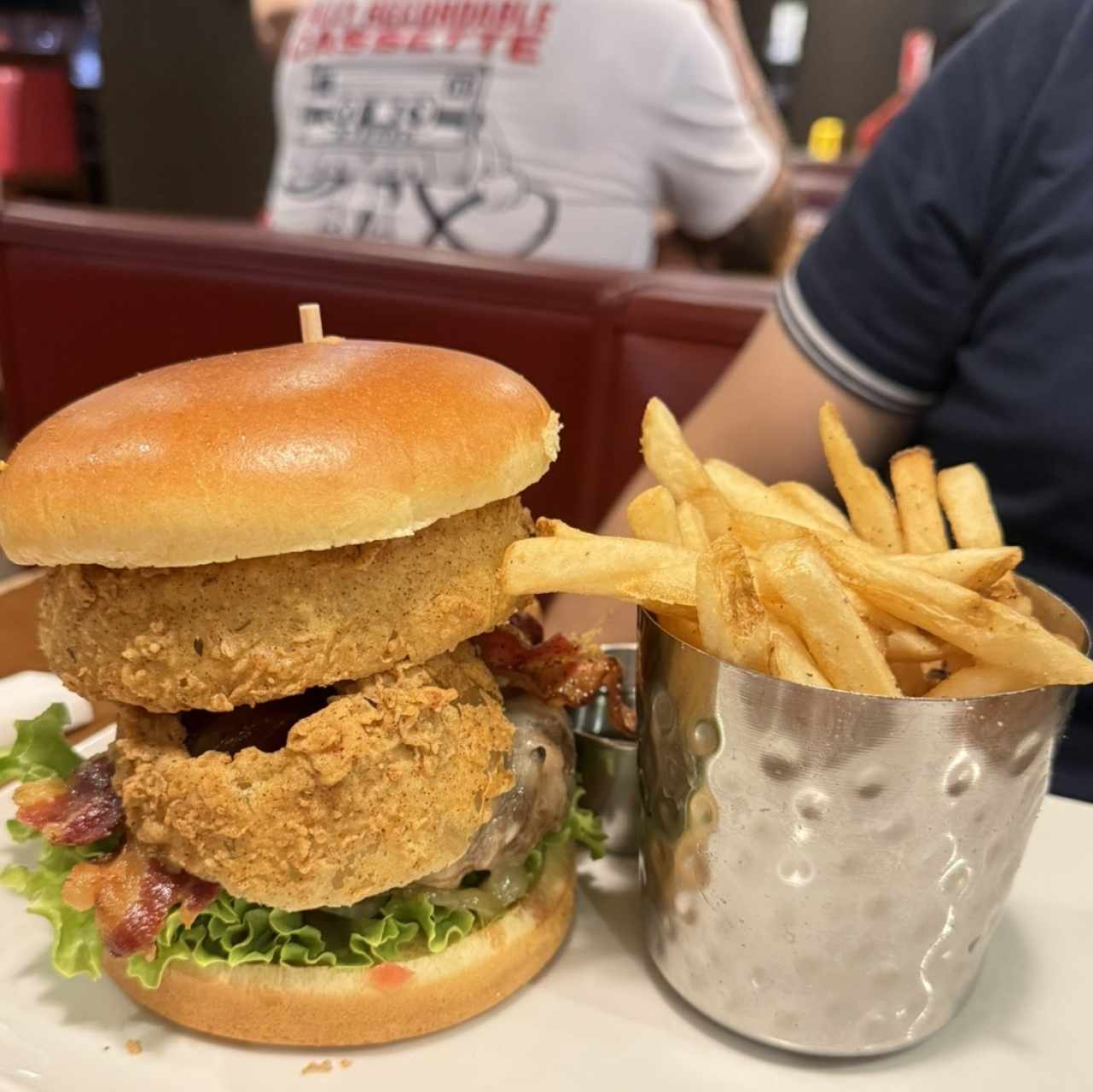 FRIDAYS SIGNATURE WHISKEY-GLAZED BURGER