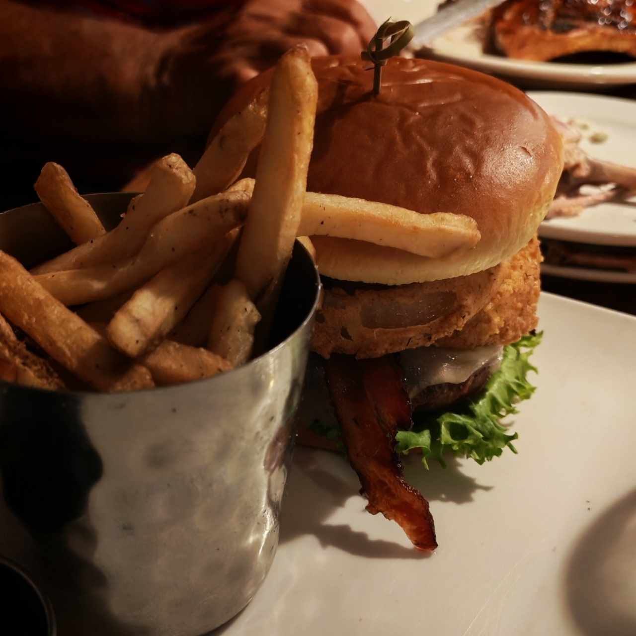 FRIDAYS SIGNATURE WHISKEY-GLAZED BURGER